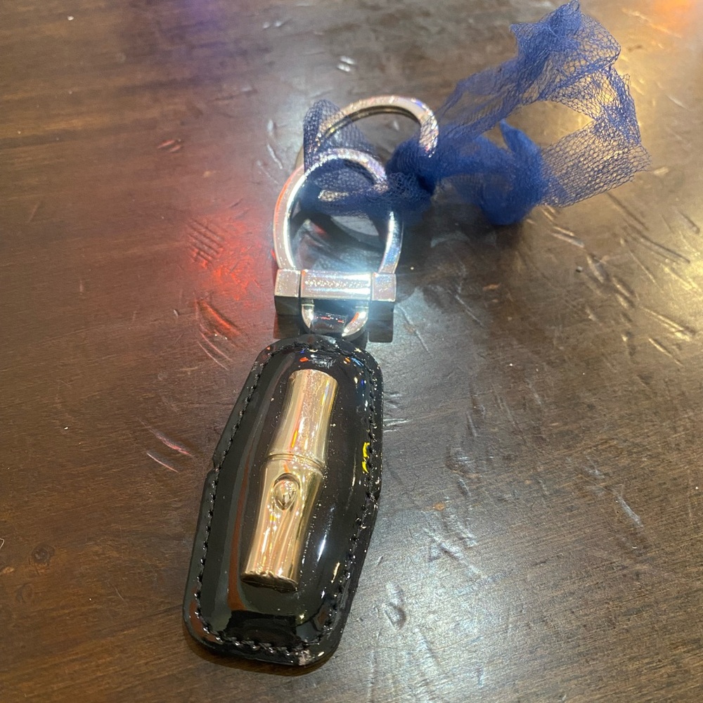 LONGCHAMP BLACK PATENT LEATHER ROUSEAU EQUESTRIAN LUX Keychain RARE